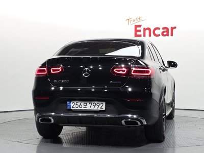 MERCEDES-BENZ GLC - 4