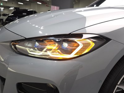 BMW I4 - 9
