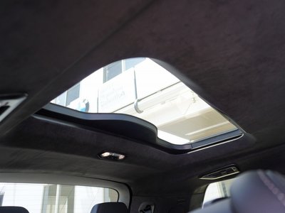 2025 BMW X7 — миниатюра 23
