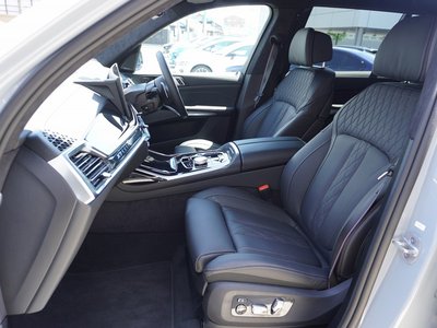 2025 BMW X7 — миниатюра 29