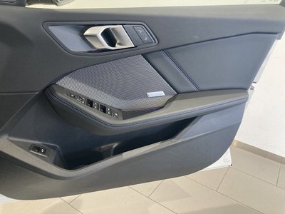 صورة مصغرة 39 لـ 2026 BMW 1 SERIES