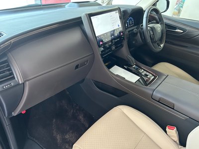صورة 7 لـ 2025 Toyota ALPHARD