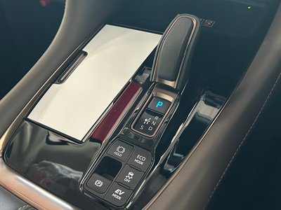 صورة مصغرة 15 لـ 2025 Toyota ALPHARD