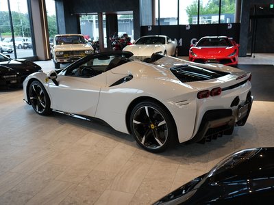 صورة 5 لـ 2024 Ferrari SF90 SPIDER