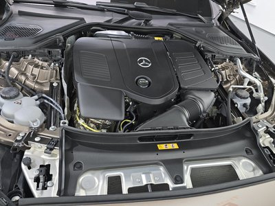 MERCEDES-BENZ E-CLASS - 7