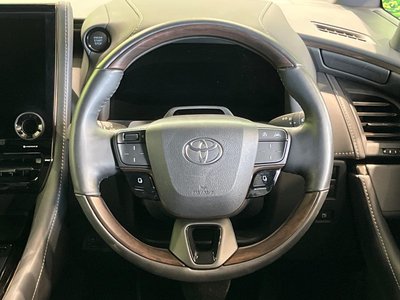 2025 Toyota ALPHARD — миниатюра 12
