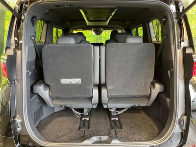 2025 Toyota ALPHARD — миниатюра 11