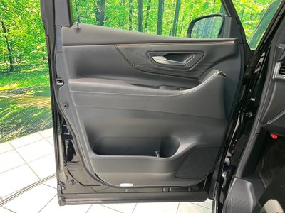 2025 Toyota ALPHARD — миниатюра 54