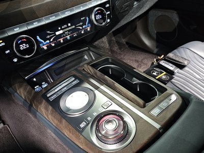 GENESIS G80 (RG3) - 9