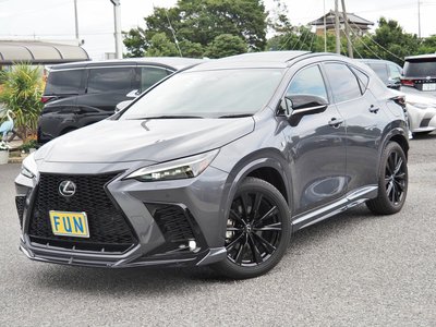 صورة 4 لـ 2023 Lexus NX