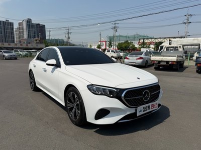 MERCEDES-BENZ E-CLASS - 5