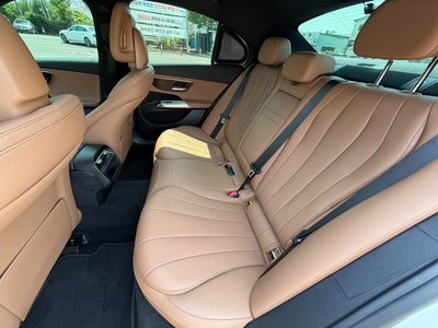 MERCEDES-BENZ E-CLASS - 9