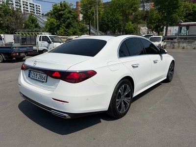 MERCEDES-BENZ E-CLASS - 7