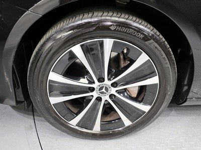 MERCEDES-BENZ E-CLASS - 6