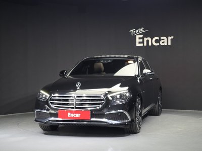 MERCEDES-BENZ E-CLASS - 2