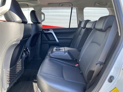 TOYOTA LAND CRUISER PRADO - 9