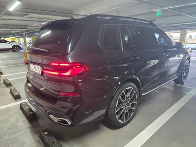 2023 BMW X7 photo 4