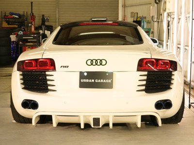 AUDI R8 - 7