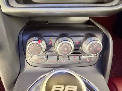 2009 AUDI R8 thumbnail 34