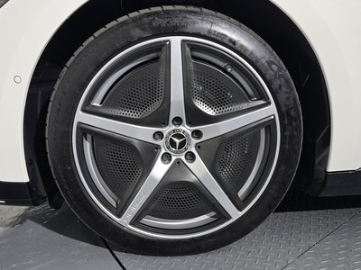 MERCEDES-BENZ EQE - 6