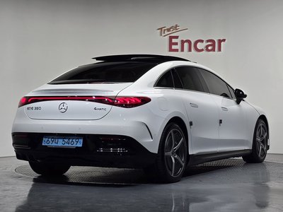 MERCEDES-BENZ EQE - 2