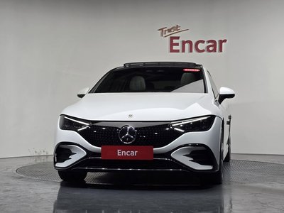 MERCEDES-BENZ EQE - 3