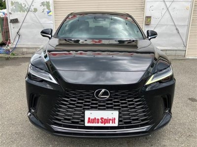 صورة 2 لـ 2023 Lexus RX