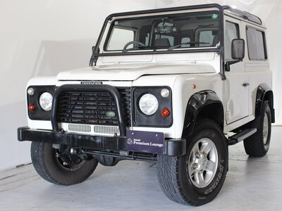 LAND ROVER DEFENDER