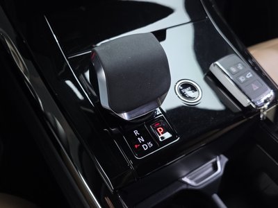 2024 LAND Rover RANGE ROVER SPORT — миниатюра 13