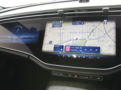 MERCEDES-BENZ E-CLASS - 8