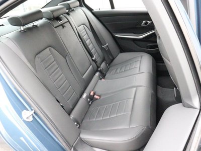 2025 BMW 3 SERIES 缩略图 18
