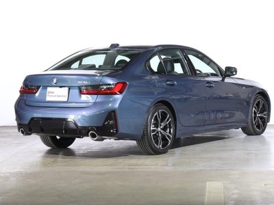 2025 BMW 3 SERIES photo 2