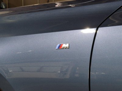 2025 BMW 3 SERIES photo 6