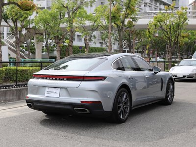 PORSCHE PANAMERA - 9