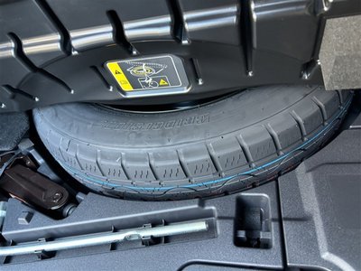 TOYOTA CROWN ESTATE - 8