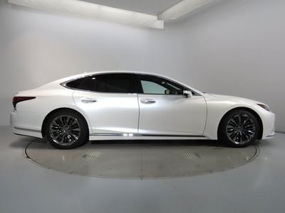 LEXUS LS - 4