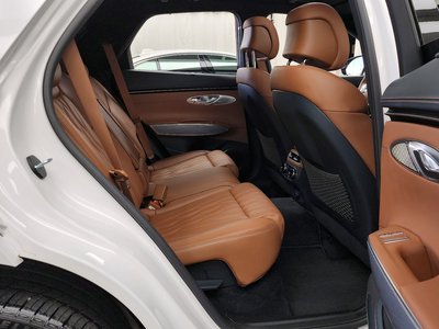 2023 Genesis GV70 — миниатюра 12