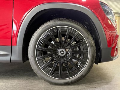 MERCEDES-BENZ GLB - 8