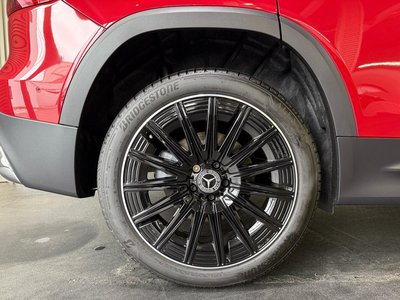 MERCEDES-BENZ GLB - 9