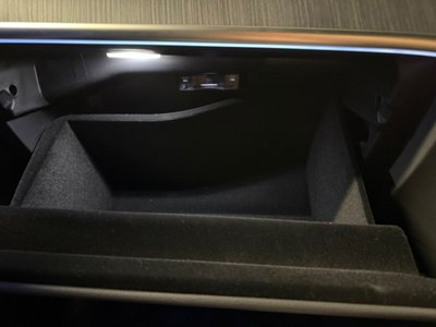 2025 Mercedes-BENZ GLC — миниатюра 37