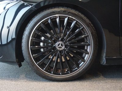 2025 Mercedes-BENZ CLA — миниатюра 12
