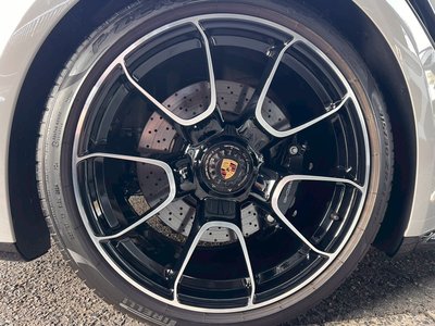 2024 Porsche 911 — миниатюра 46
