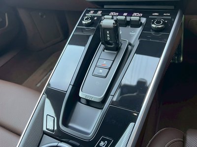2024 Porsche 911 — миниатюра 38