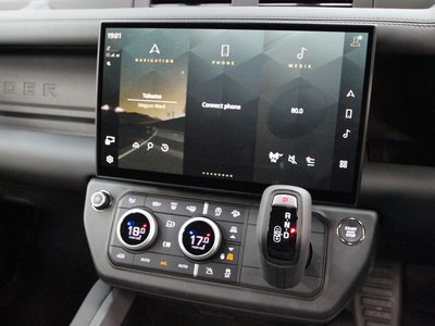 2026 LAND Rover DEFENDER — миниатюра 21