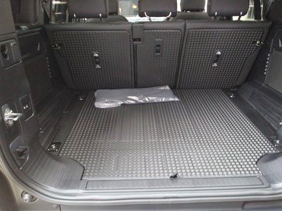 2026 LAND Rover DEFENDER — миниатюра 32