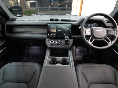 2026 LAND Rover DEFENDER — миниатюра 19