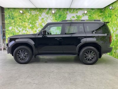 2025 Toyota LAND CRUISER 250 photo 2