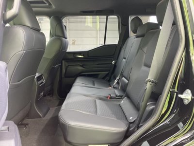 2025 Toyota LAND CRUISER 250 photo 8