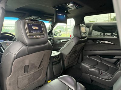 صورة مصغرة 42 لـ 2017 Cadillac ESCALADE