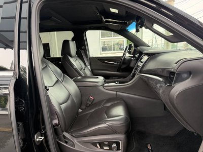 صورة مصغرة 36 لـ 2017 Cadillac ESCALADE